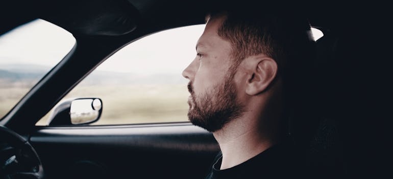 vozač koji zna kako pripremiti automobil za jesen